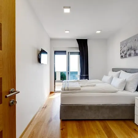 Zara Villa