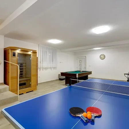 Zara Villa *