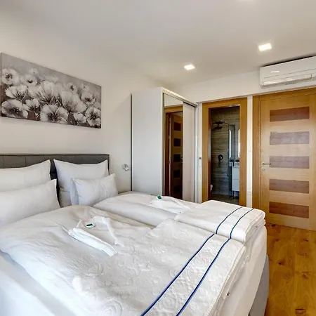 Villa Zara